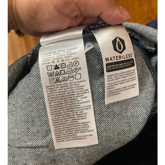 NWT Levis Jean Jacket - Picture 5 of 5